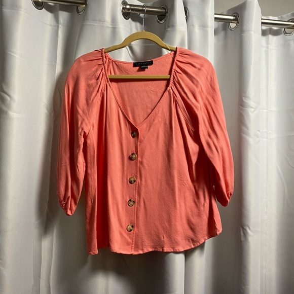 Sanctuary modern button front top - Picture 6 of 9